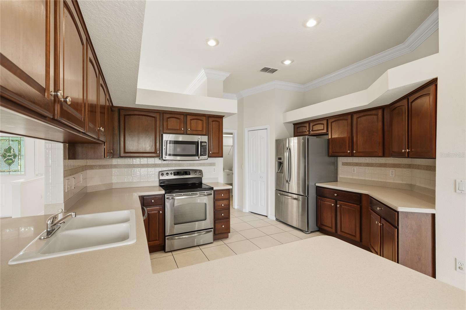 GROVES PH 01A - Residential
