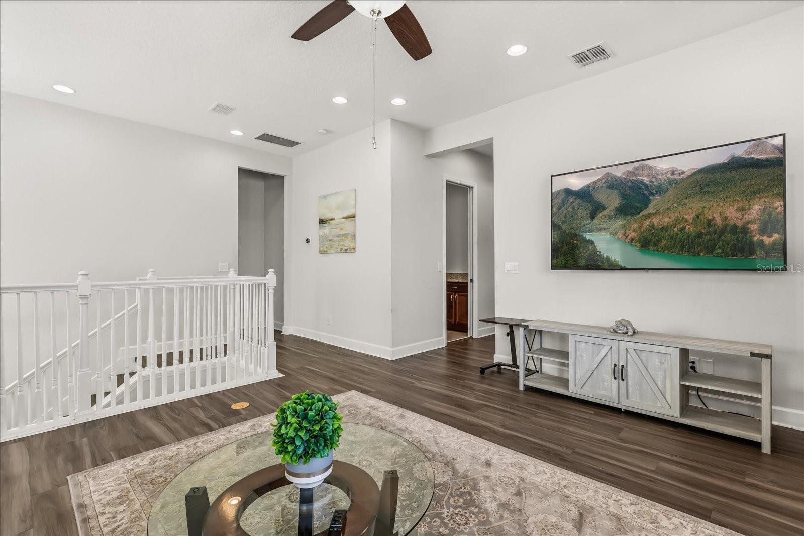 LAUREATE PARK PH 8 - Residential