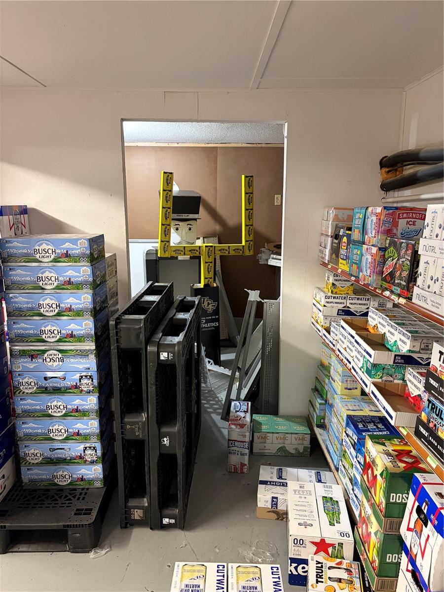 DAVIS E N RESUB - Commercial Sale