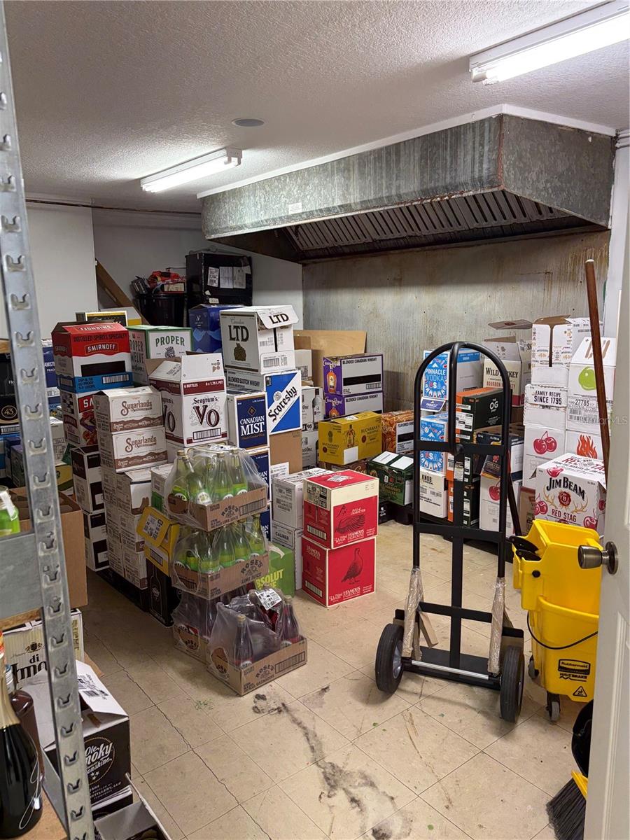DAVIS E N RESUB - Commercial Sale