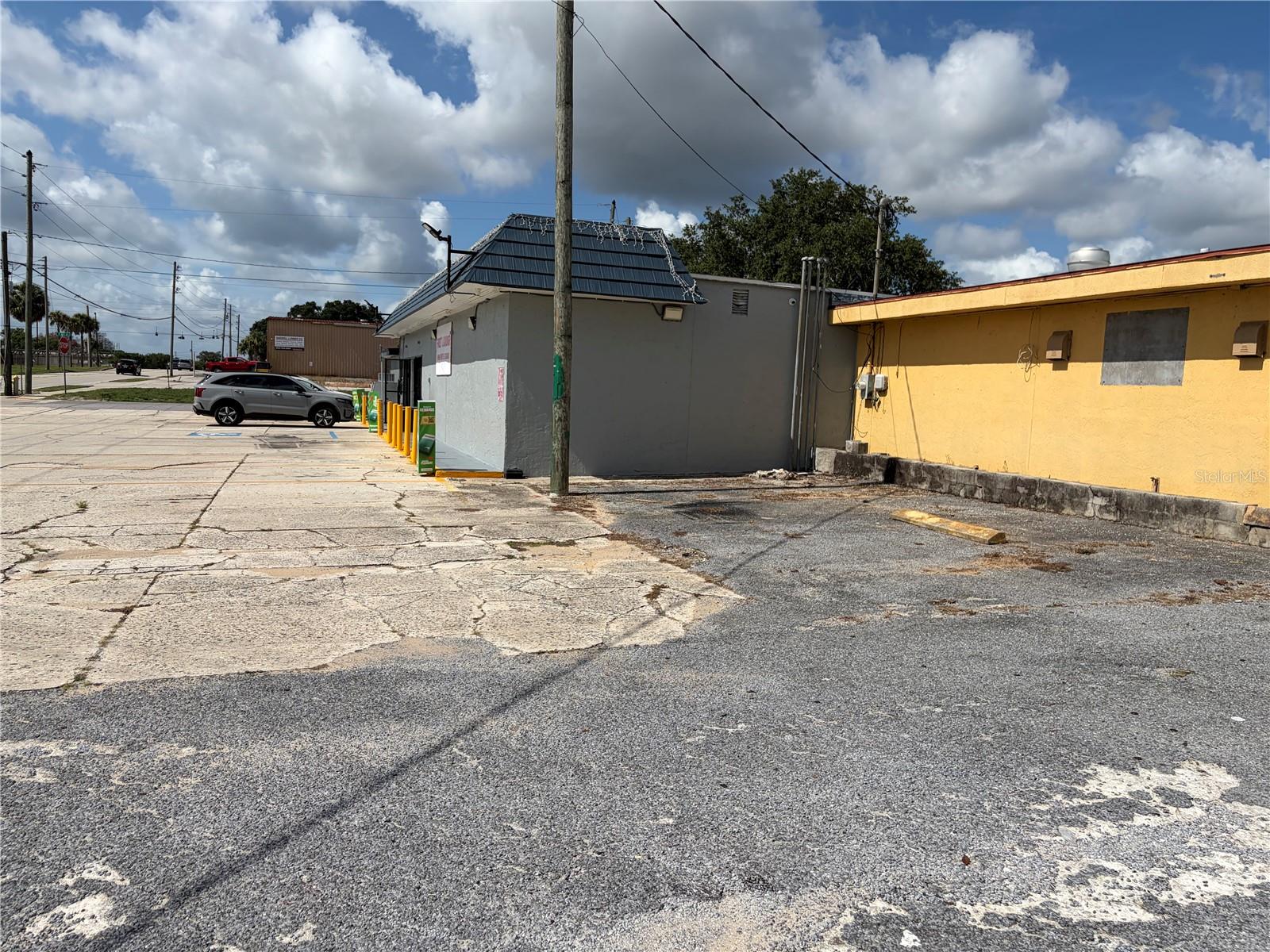 DAVIS E N RESUB - Commercial Sale