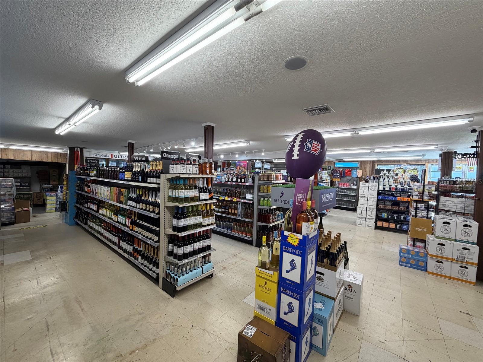 DAVIS E N RESUB - Commercial Sale