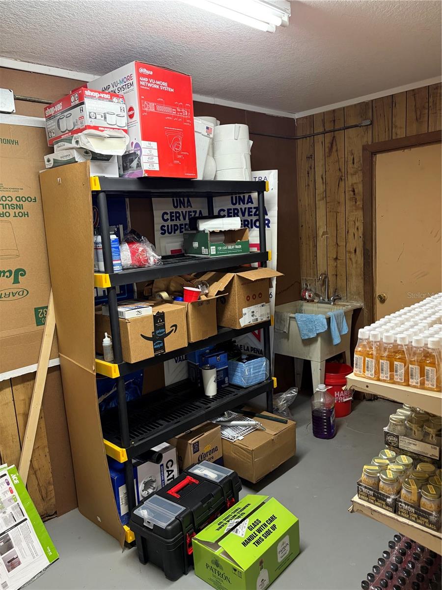 DAVIS E N RESUB - Commercial Sale
