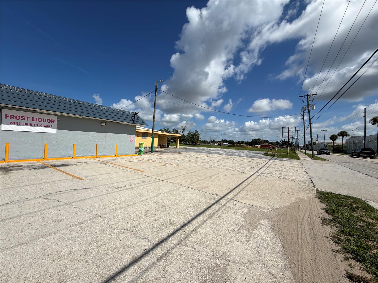 DAVIS E N RESUB - Commercial Sale