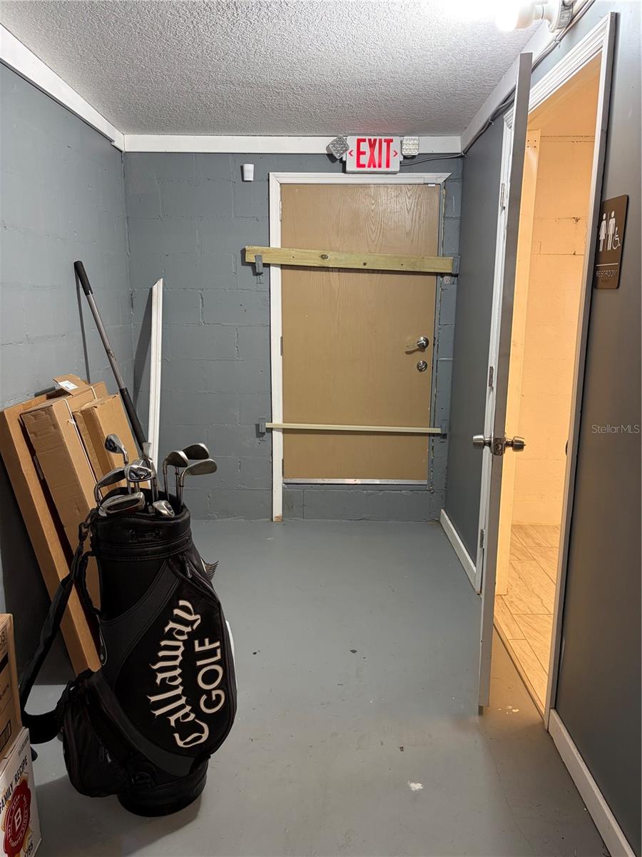 DAVIS E N RESUB - Commercial Sale