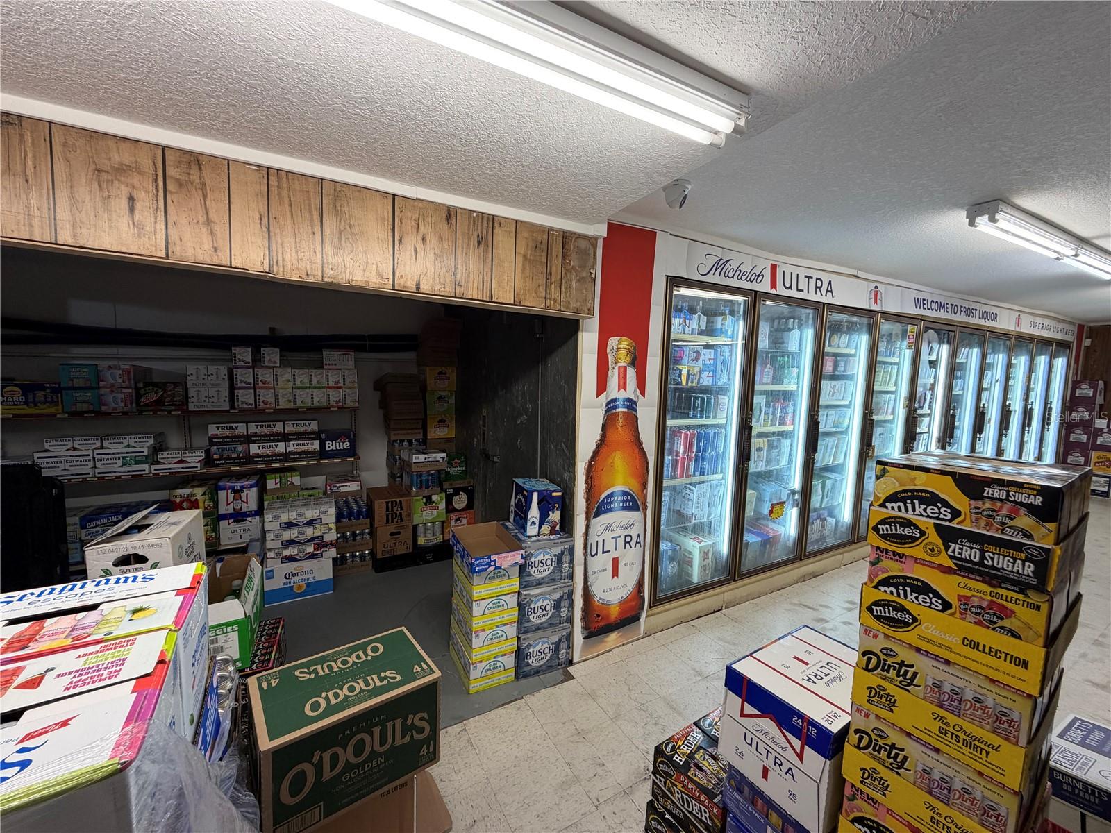 DAVIS E N RESUB - Commercial Sale