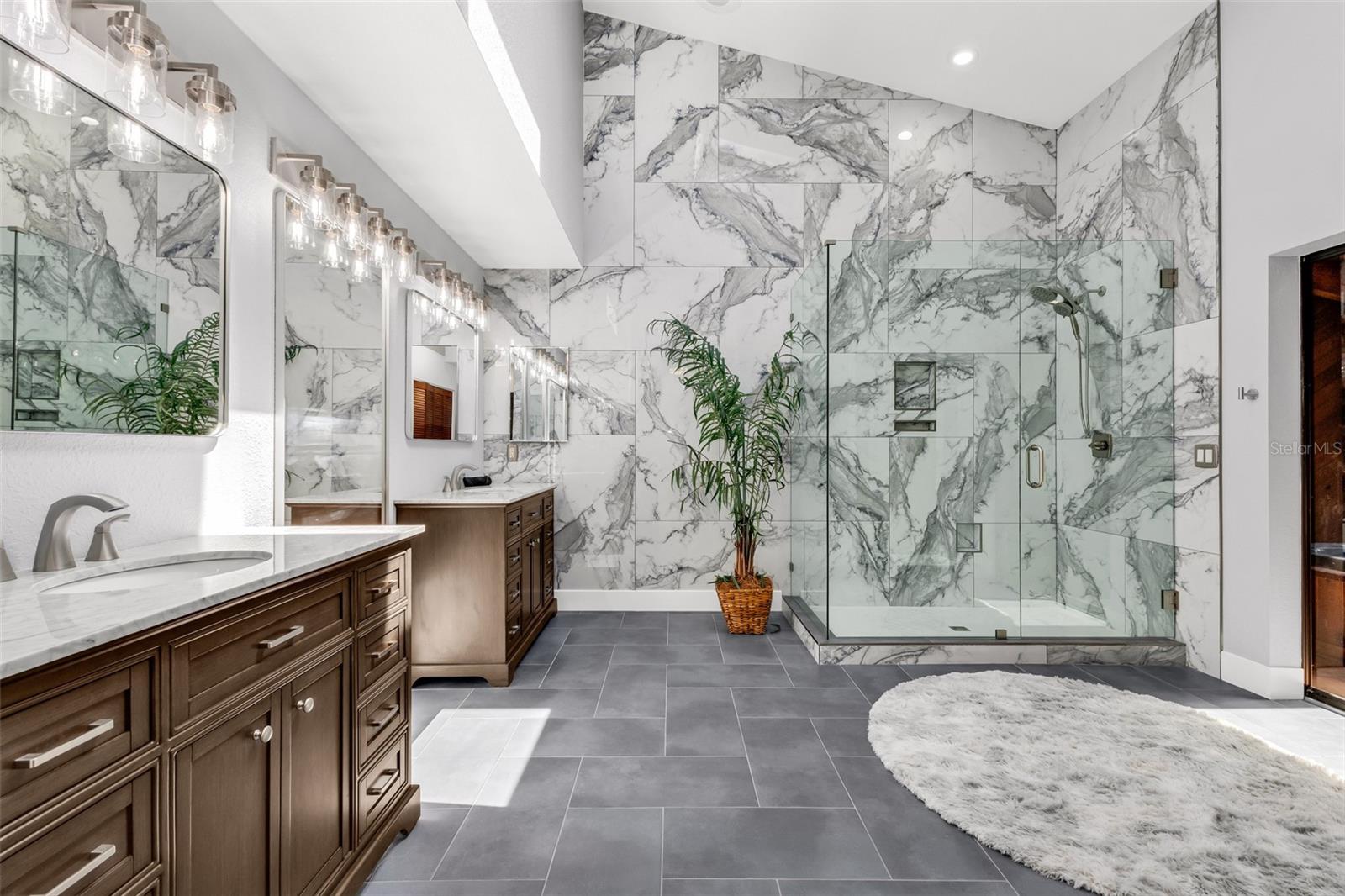 NORTH PORT CHARLOTTE ESTATES - Residential