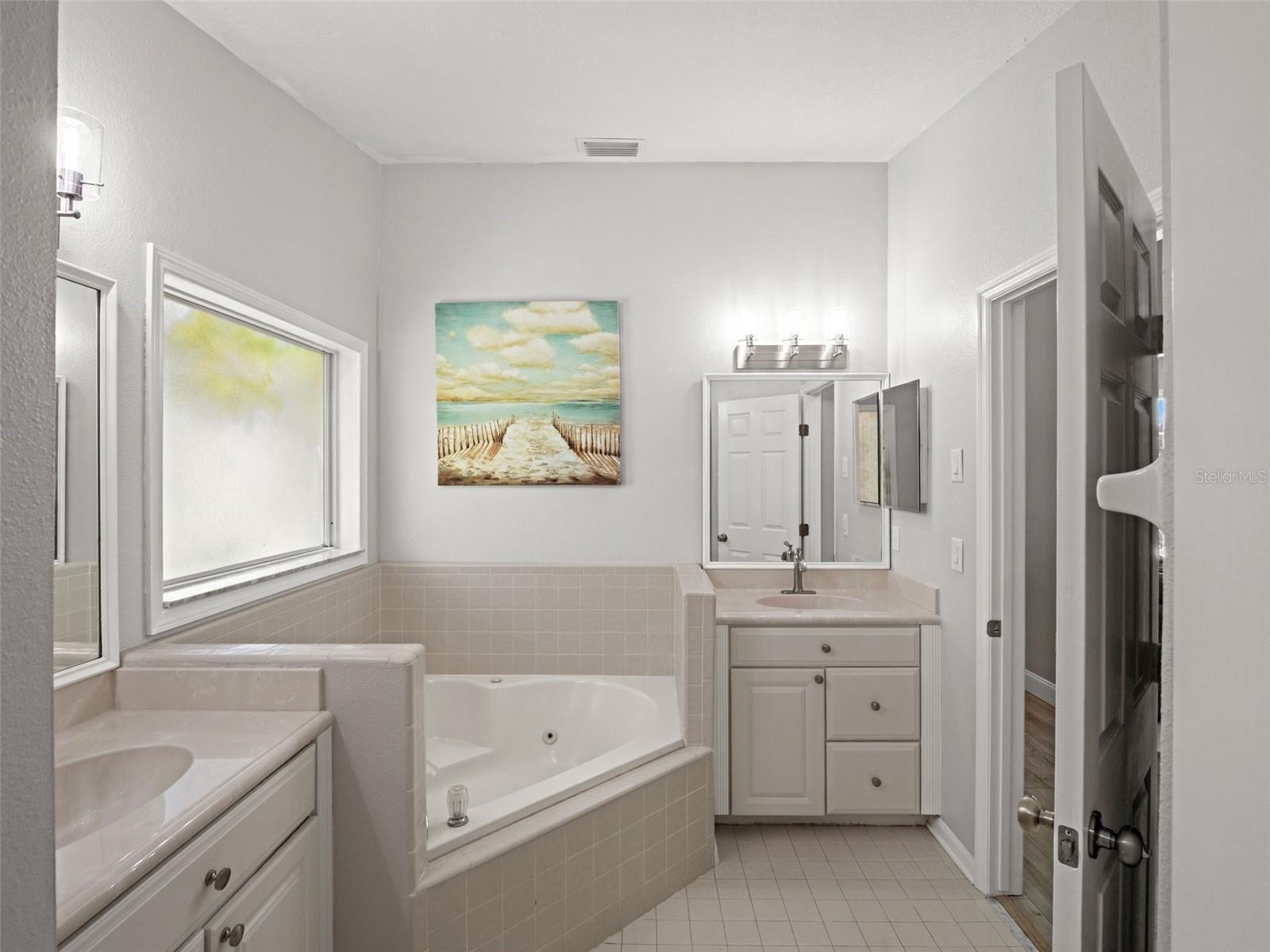 HUNTERS STAND AT CARILLON - Residential