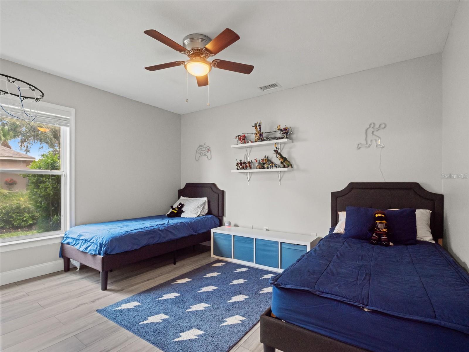 HUNTERS STAND AT CARILLON - Residential