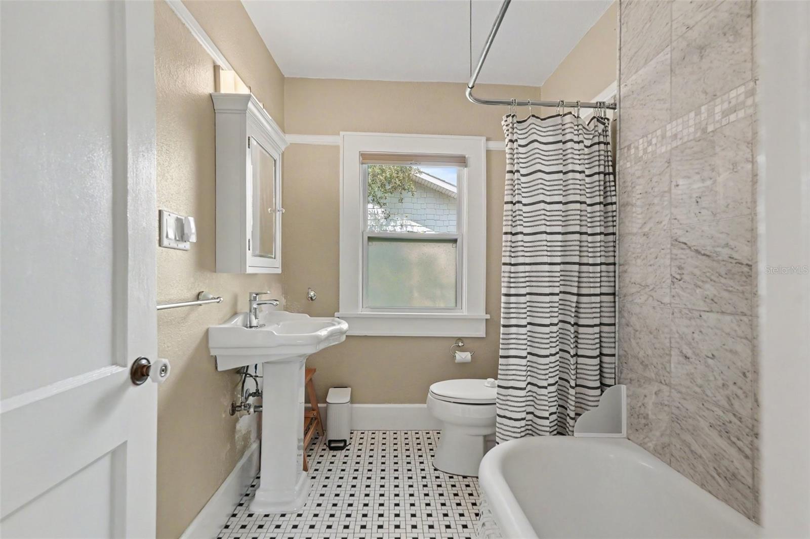 SPRING HILL REV - Residential