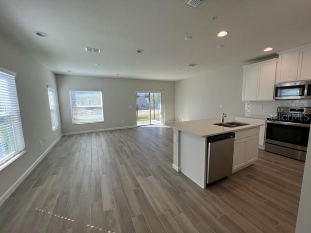 TOWNS AT LAKE MONROE COMMONS - Residential Lease