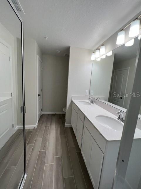 TOWNS AT LAKE MONROE COMMONS - Residential Lease