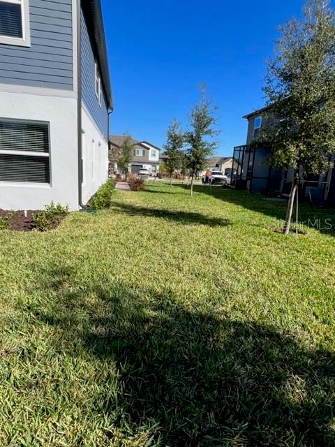 TOWNS AT LAKE MONROE COMMONS - Residential Lease