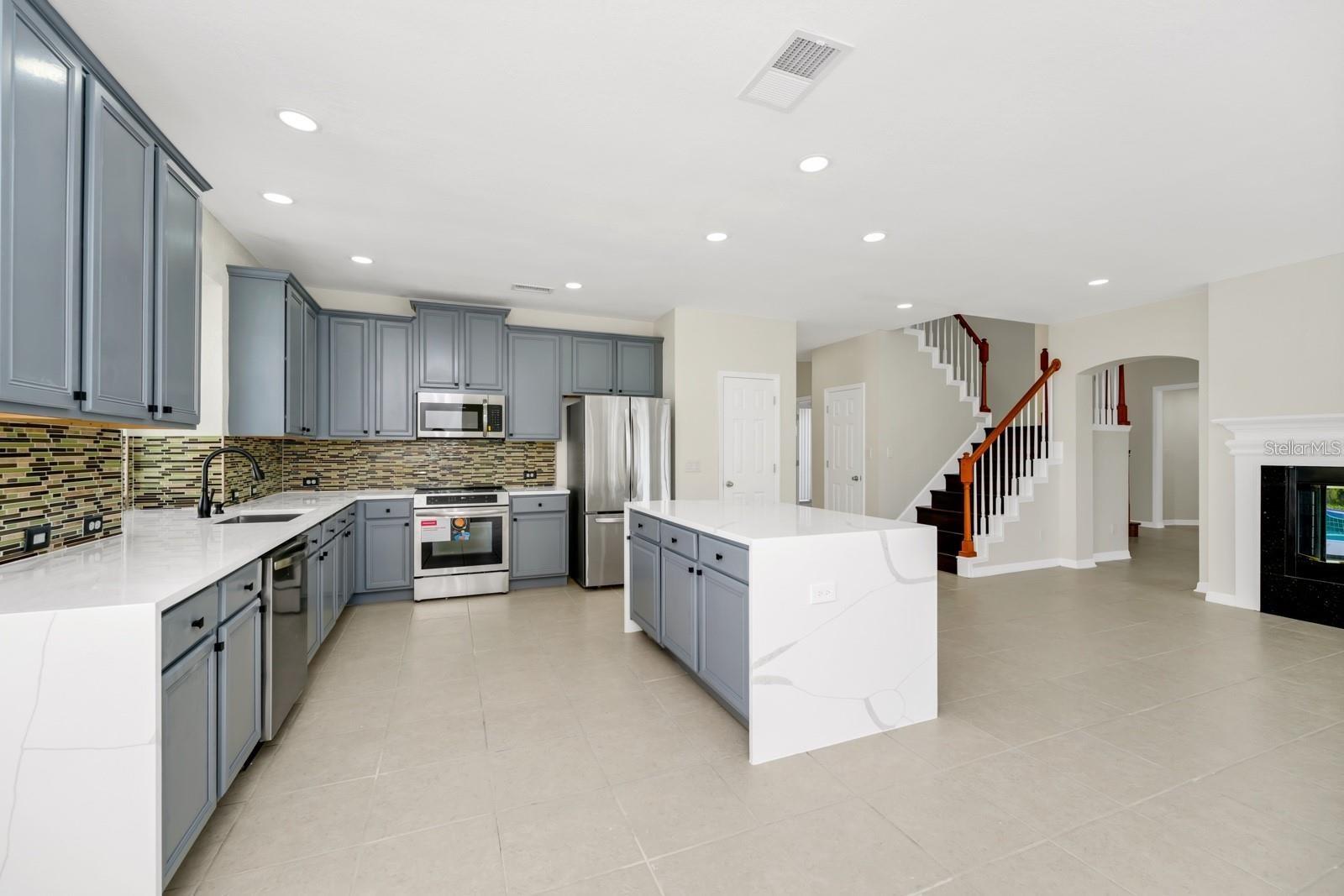 HUNTERS CREEK TR 130 PHASE 1 - Residential