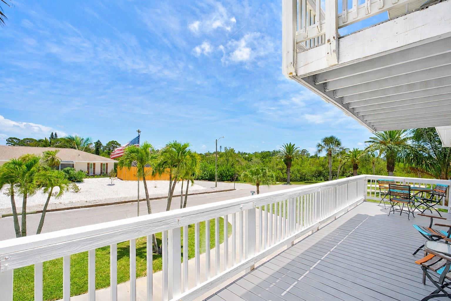 SOUTH VENICE - Residential