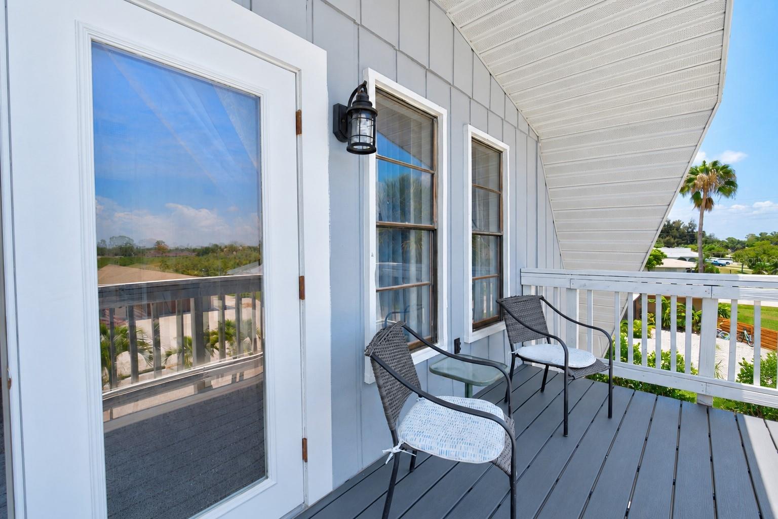 SOUTH VENICE - Residential