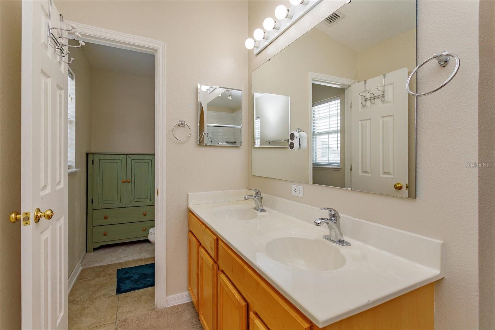 GROVELAND MARINA DEL REY PH 01 - Residential