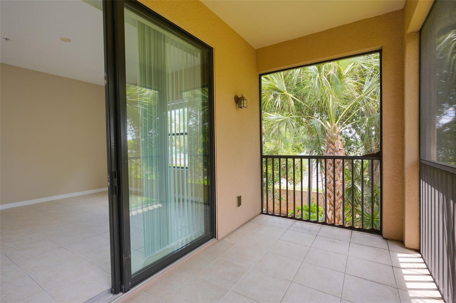PALMA SOLA TRACE - Residential