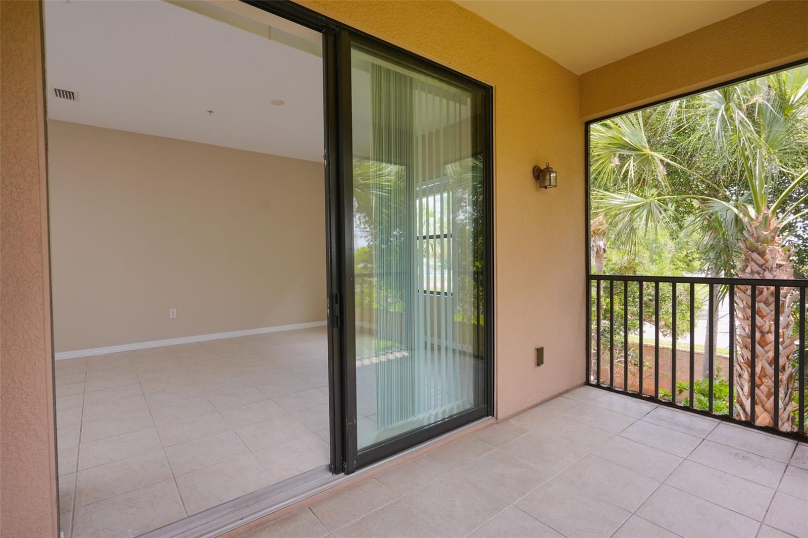 PALMA SOLA TRACE - Residential