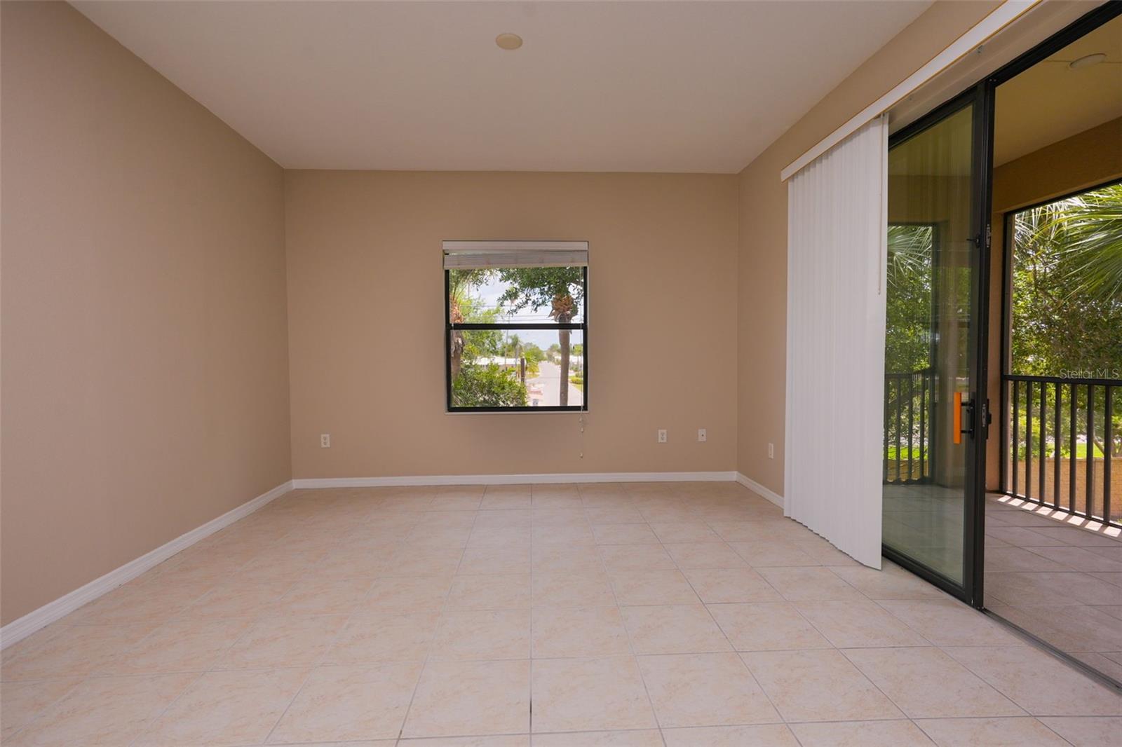 PALMA SOLA TRACE - Residential