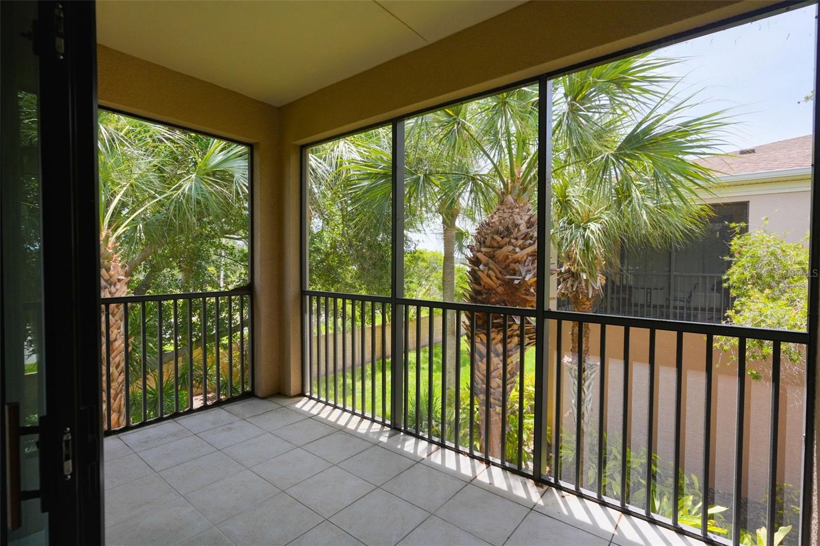 PALMA SOLA TRACE - Residential