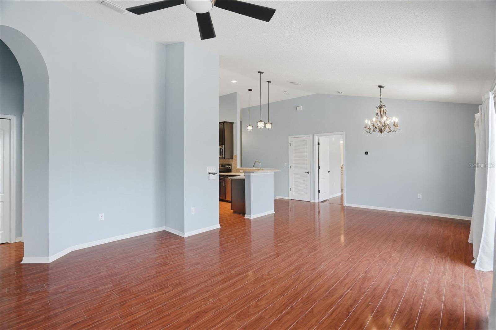 SCHOONER COVE A CONDOMINIUM PHASE 18 - Residential