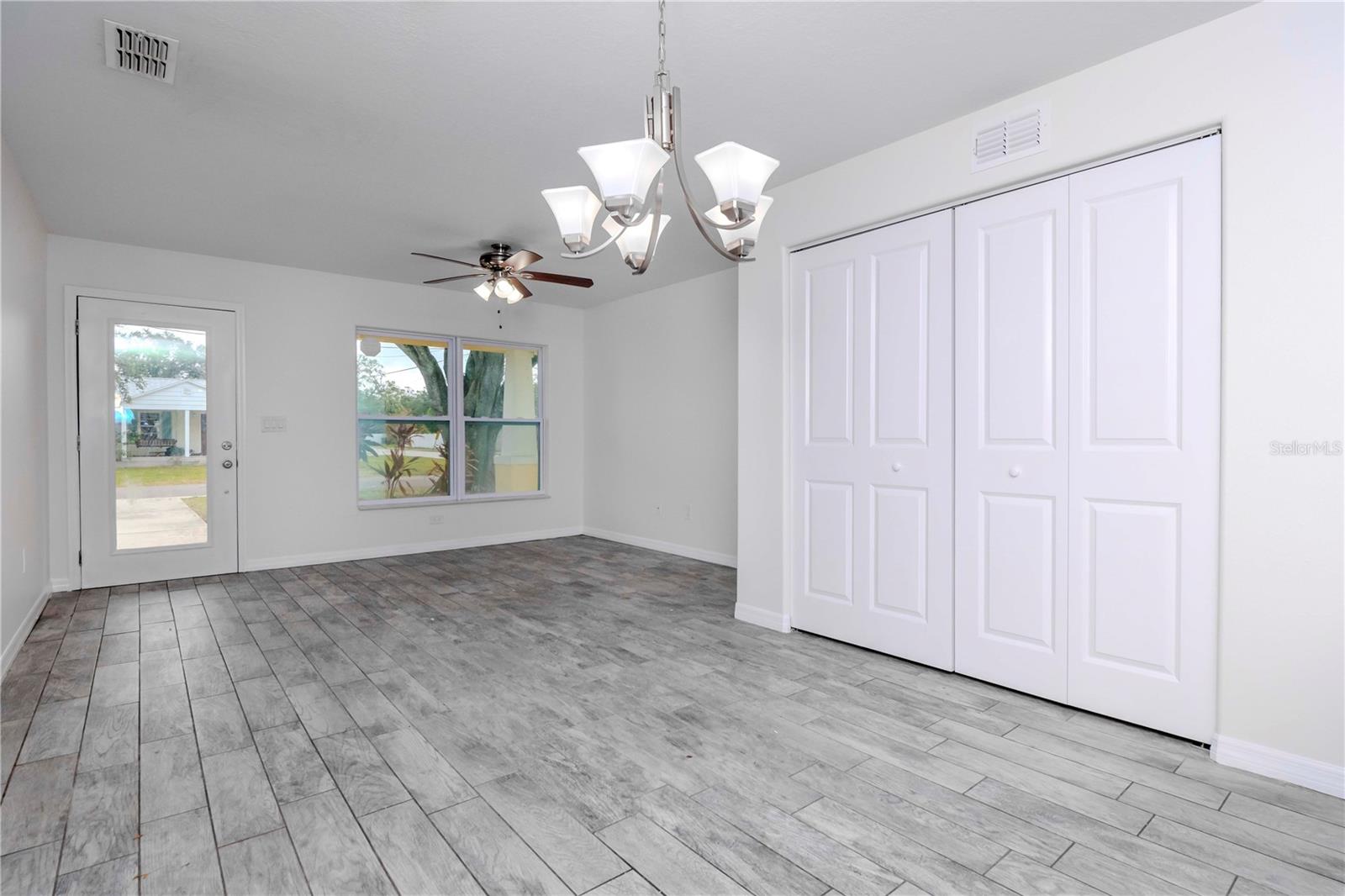 TREASURE PARK - Residential Lease