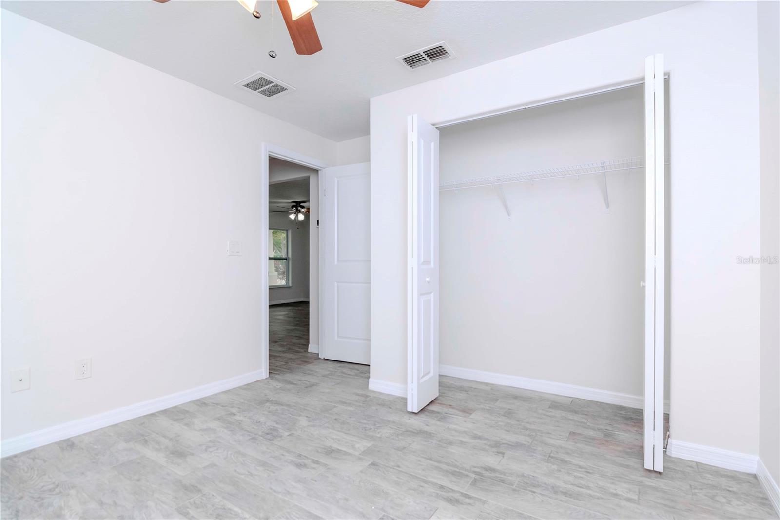 TREASURE PARK - Residential Lease