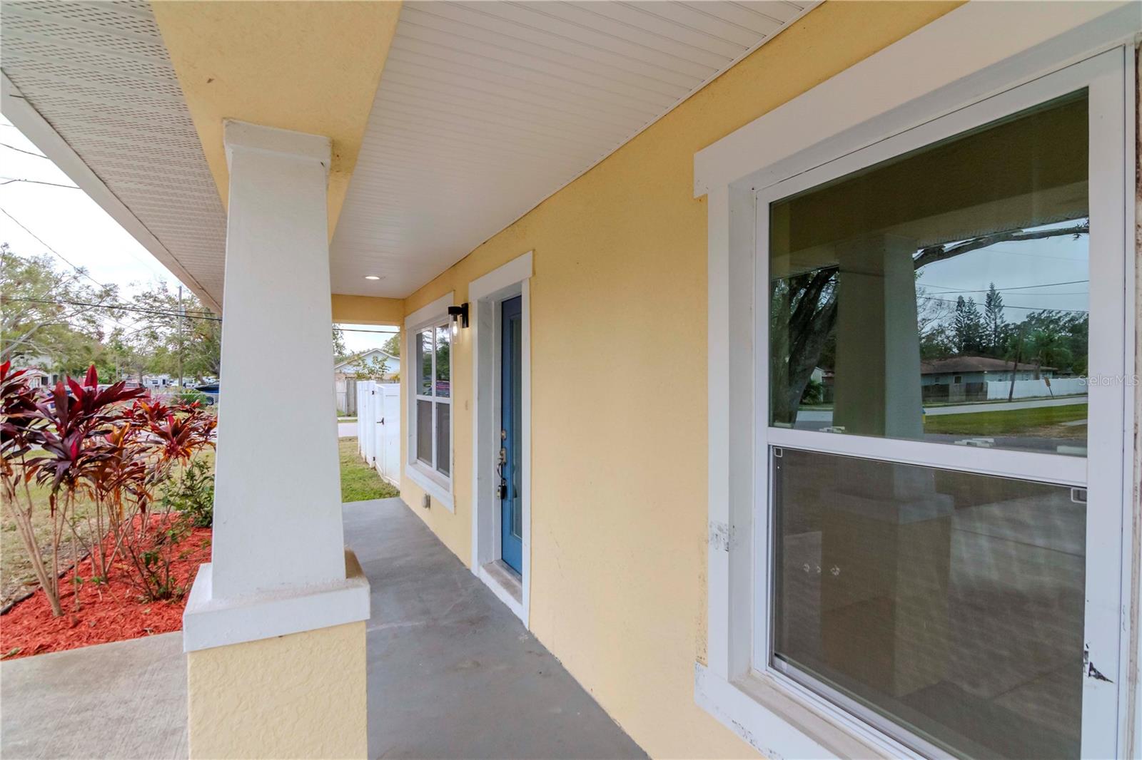 TREASURE PARK - Residential Lease