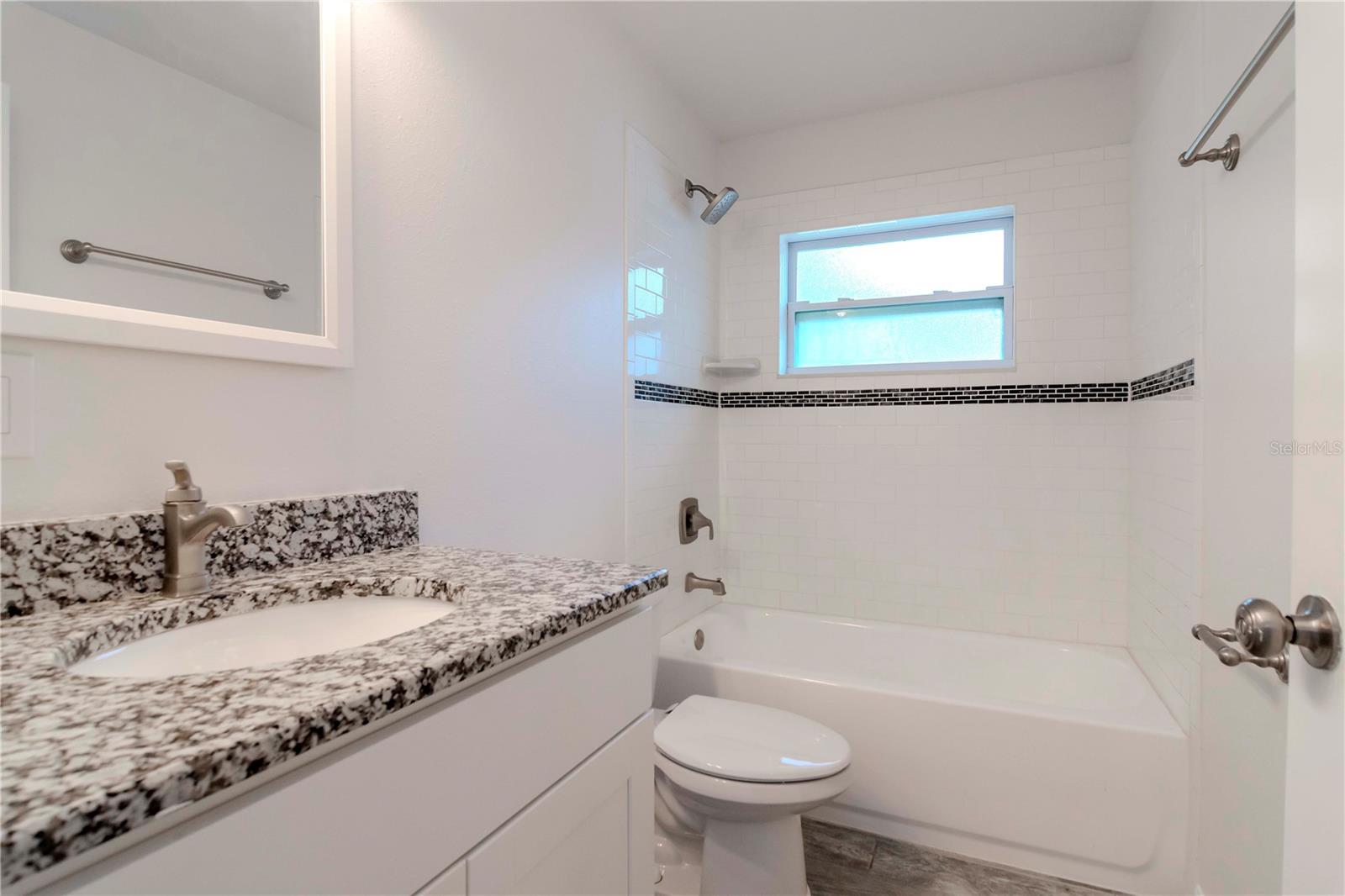 TREASURE PARK - Residential Lease