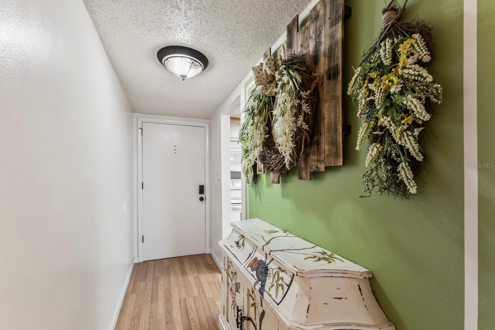 BAYSHORE ON THE LAKE APTS SEC 2 - Residential