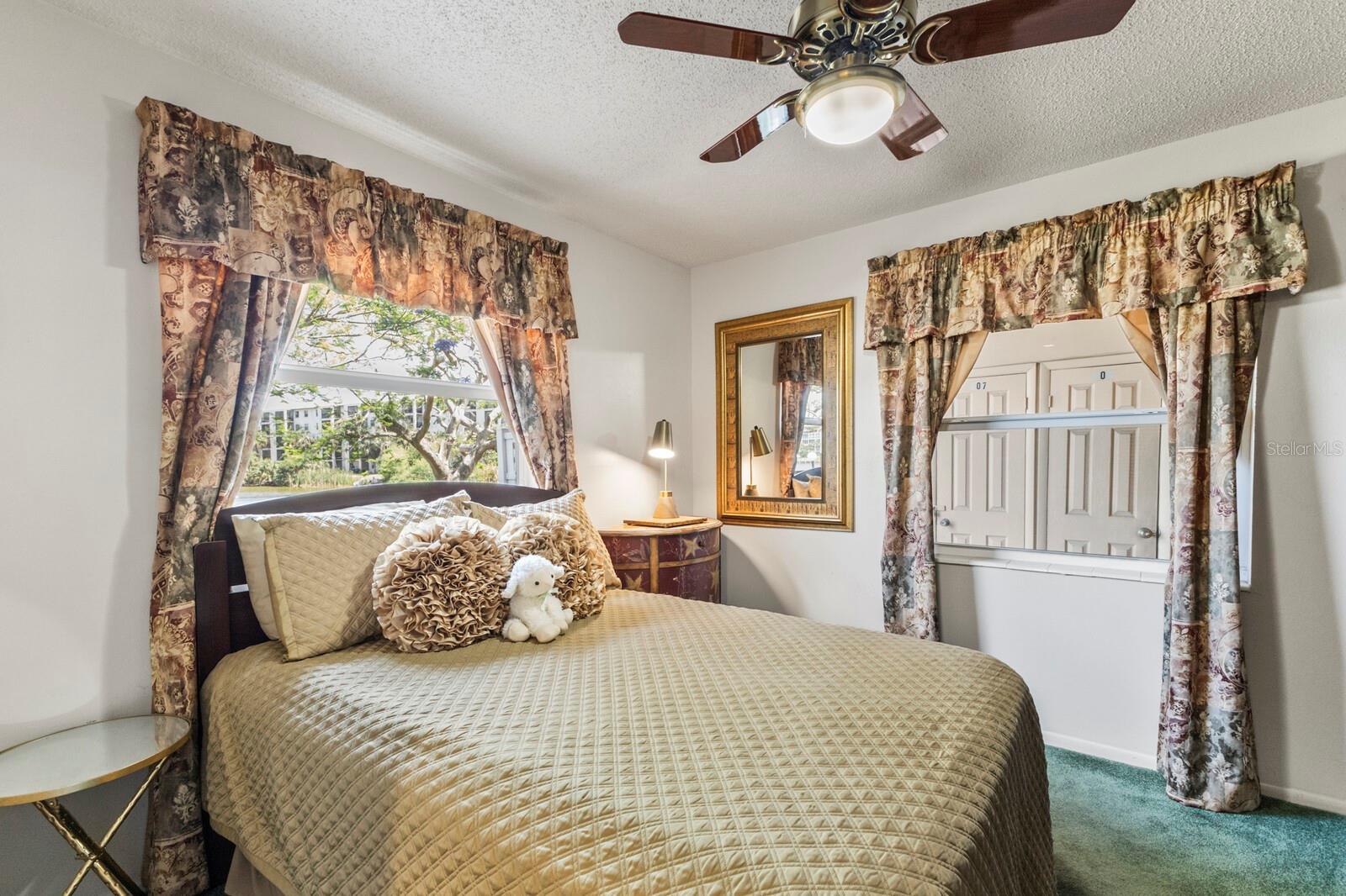 BAYSHORE ON THE LAKE APTS SEC 2 - Residential