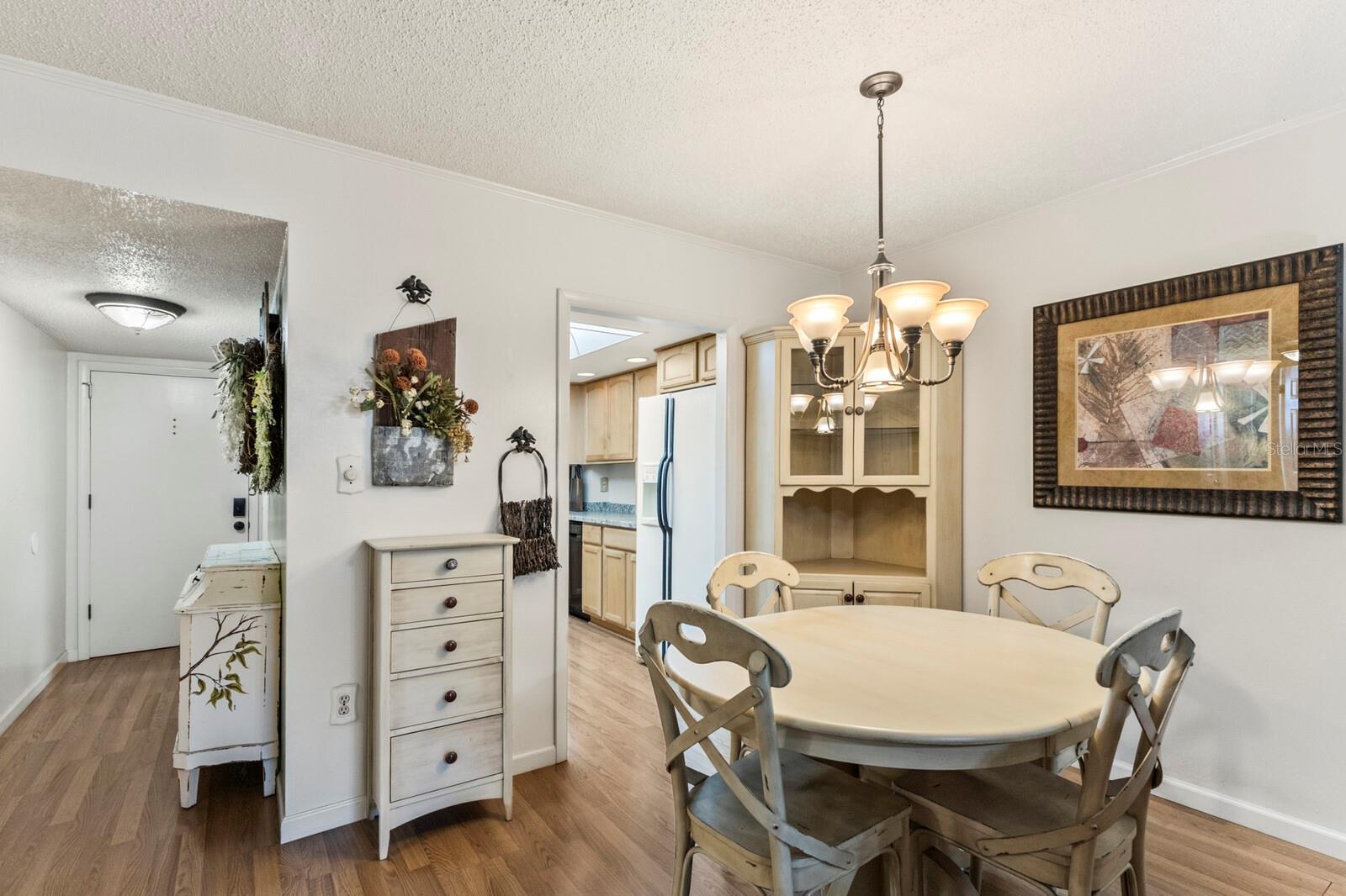 BAYSHORE ON THE LAKE APTS SEC 2 - Residential
