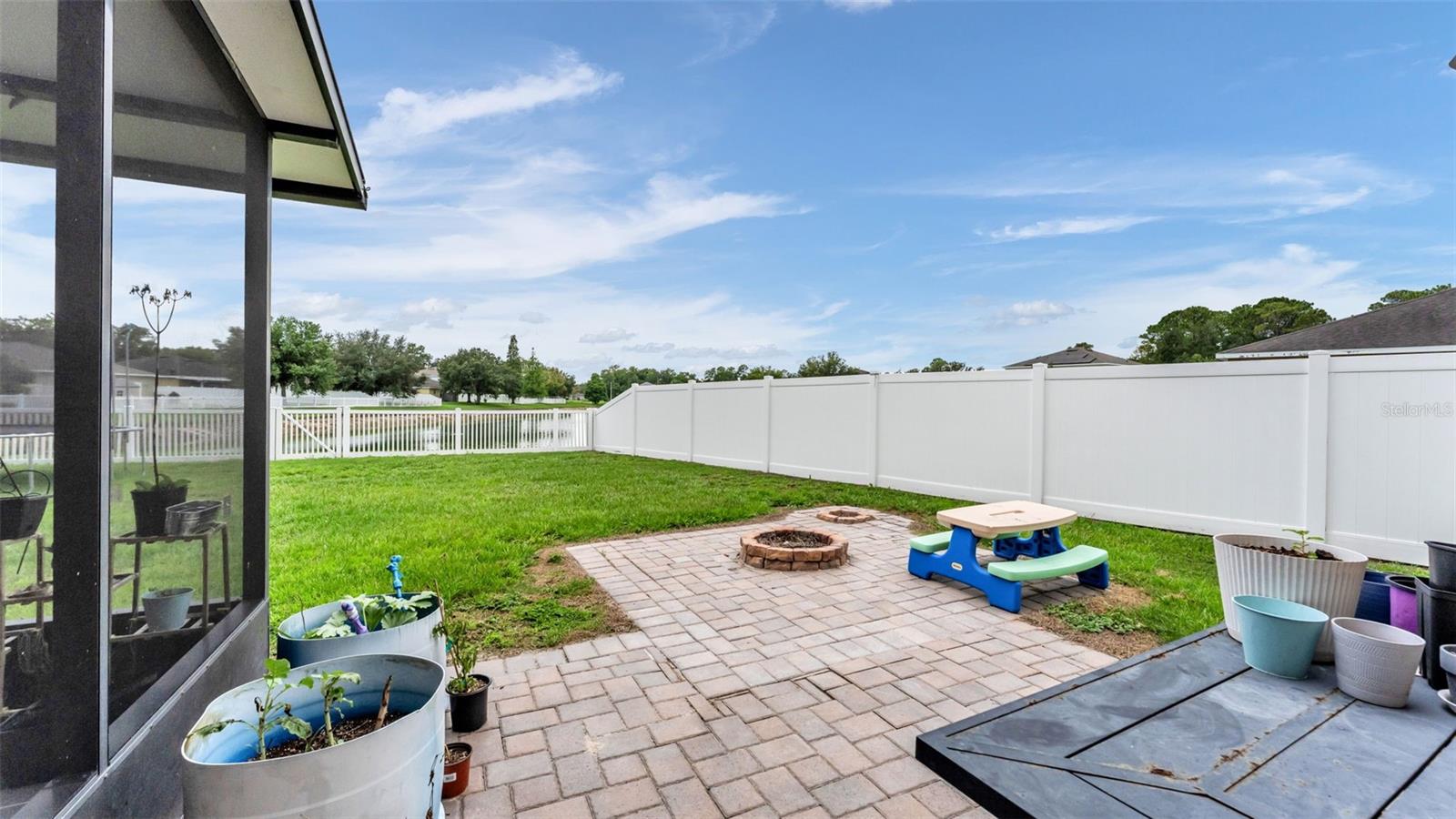 WHISPERING WOODS PH 1 - Residential