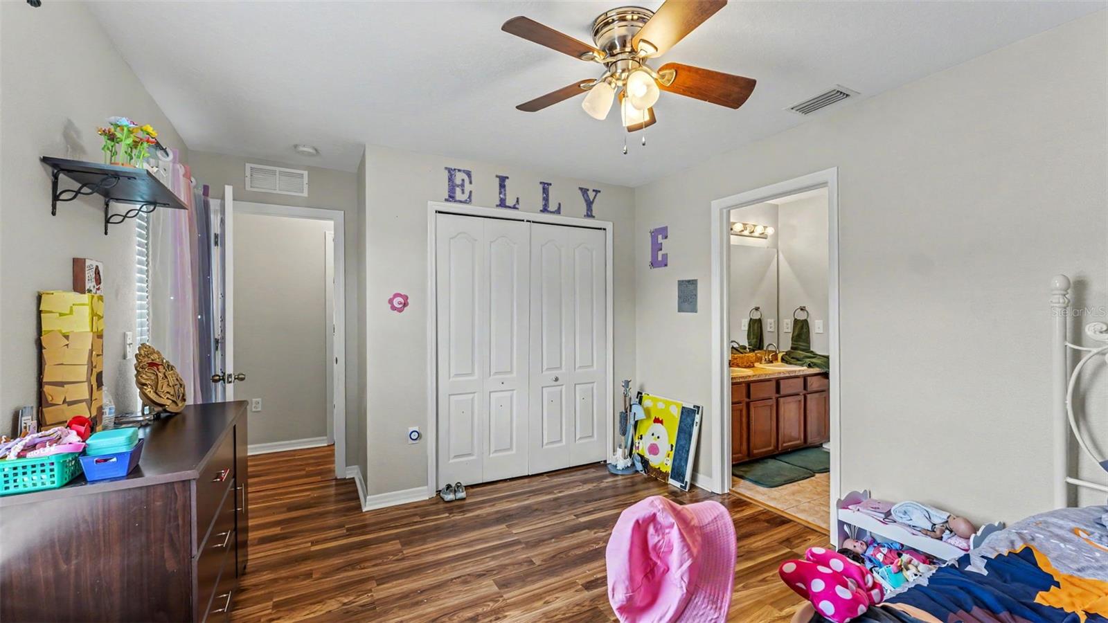 WHISPERING WOODS PH 1 - Residential