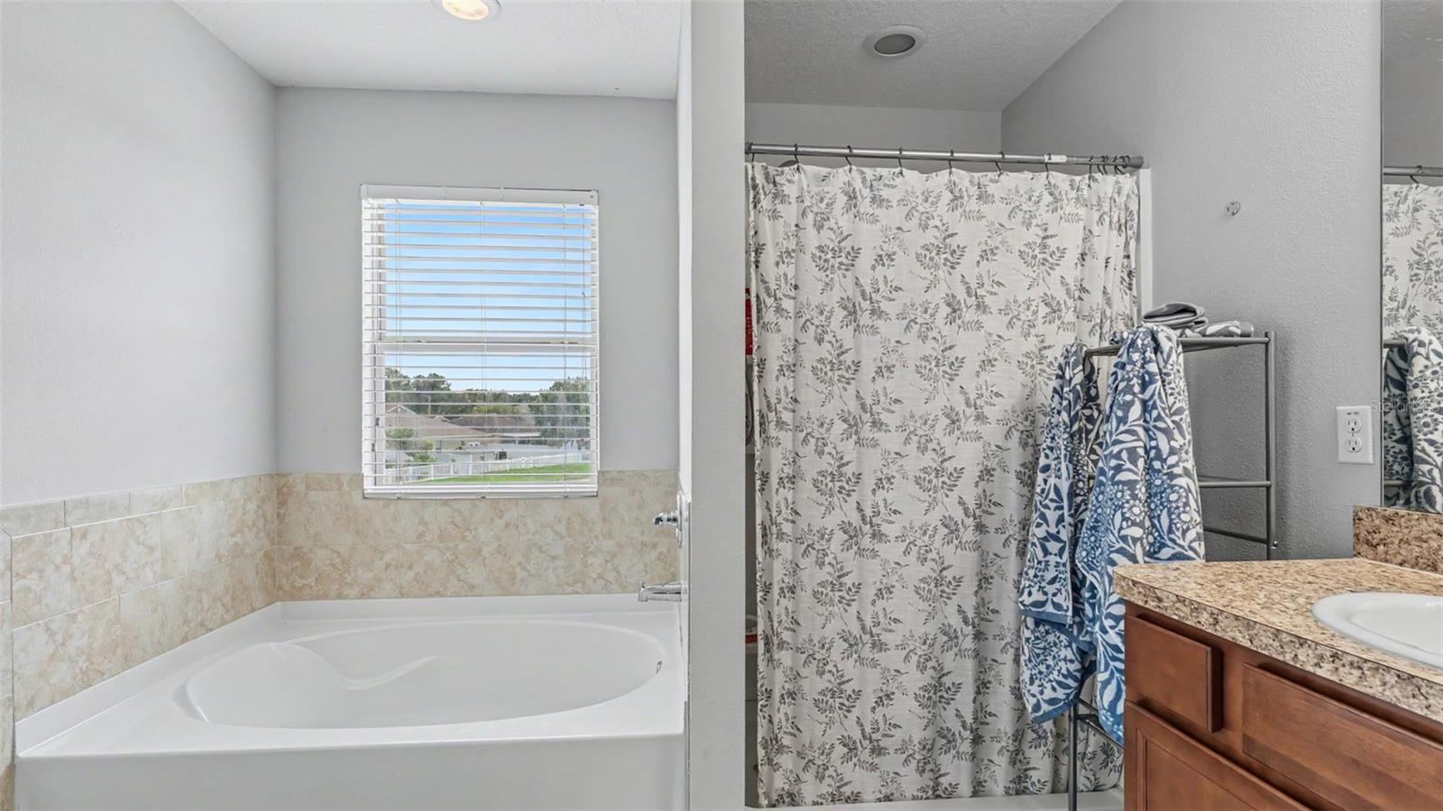 WHISPERING WOODS PH 1 - Residential