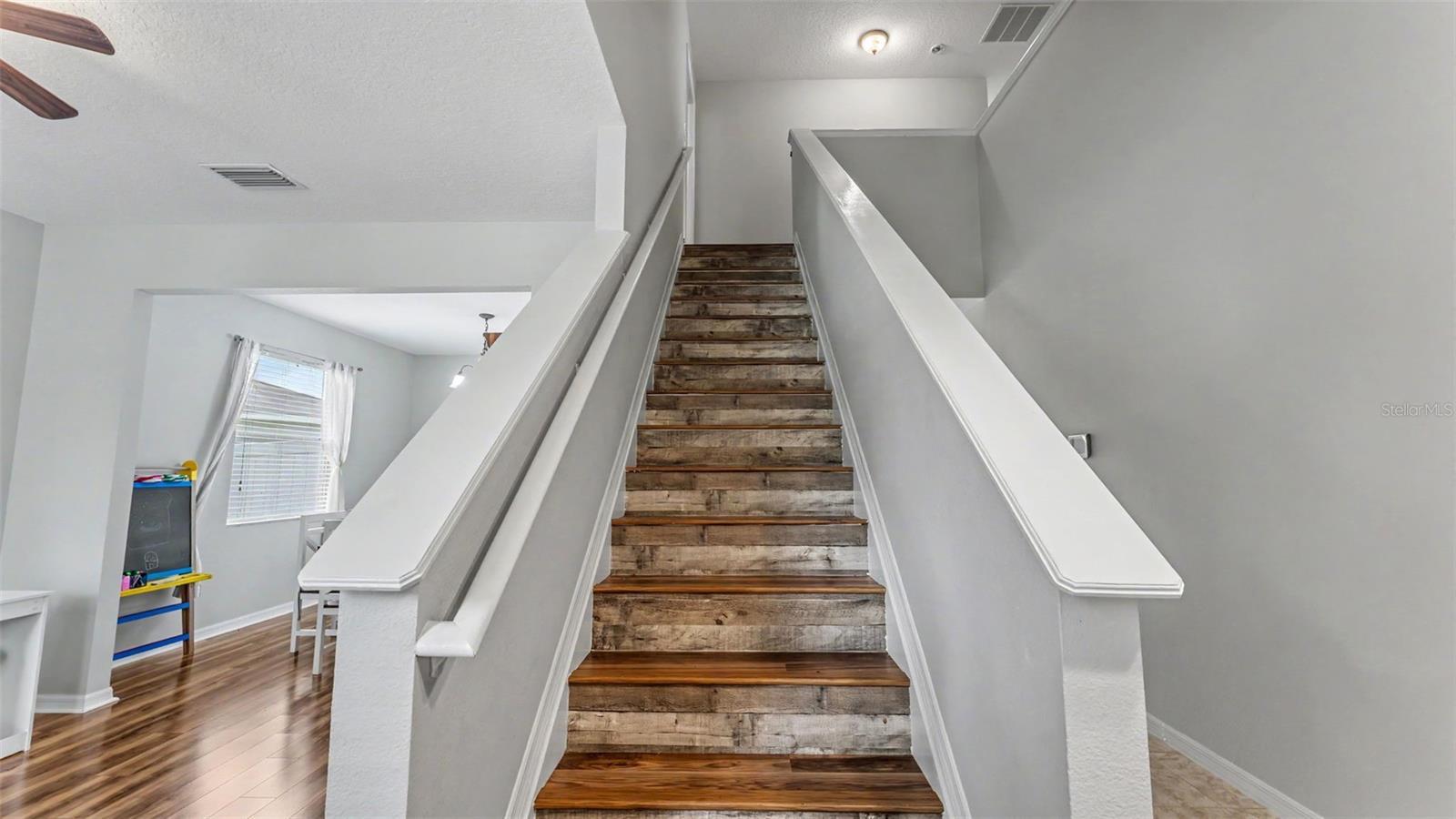 WHISPERING WOODS PH 1 - Residential