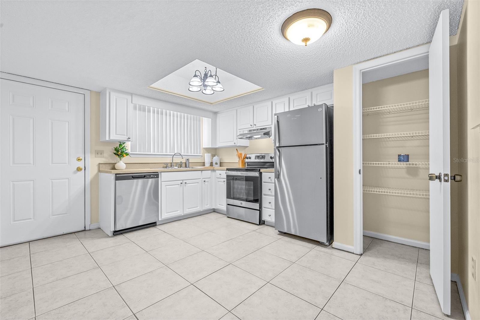 COUNTRY RIDGE ADD - Residential