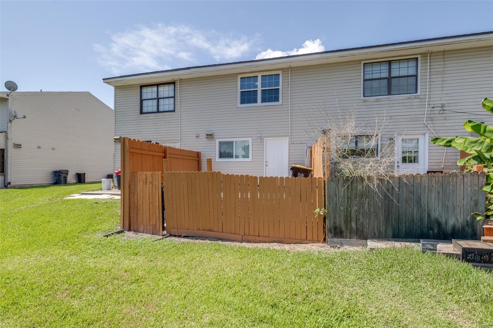 COUNTRY RIDGE ADD - Residential