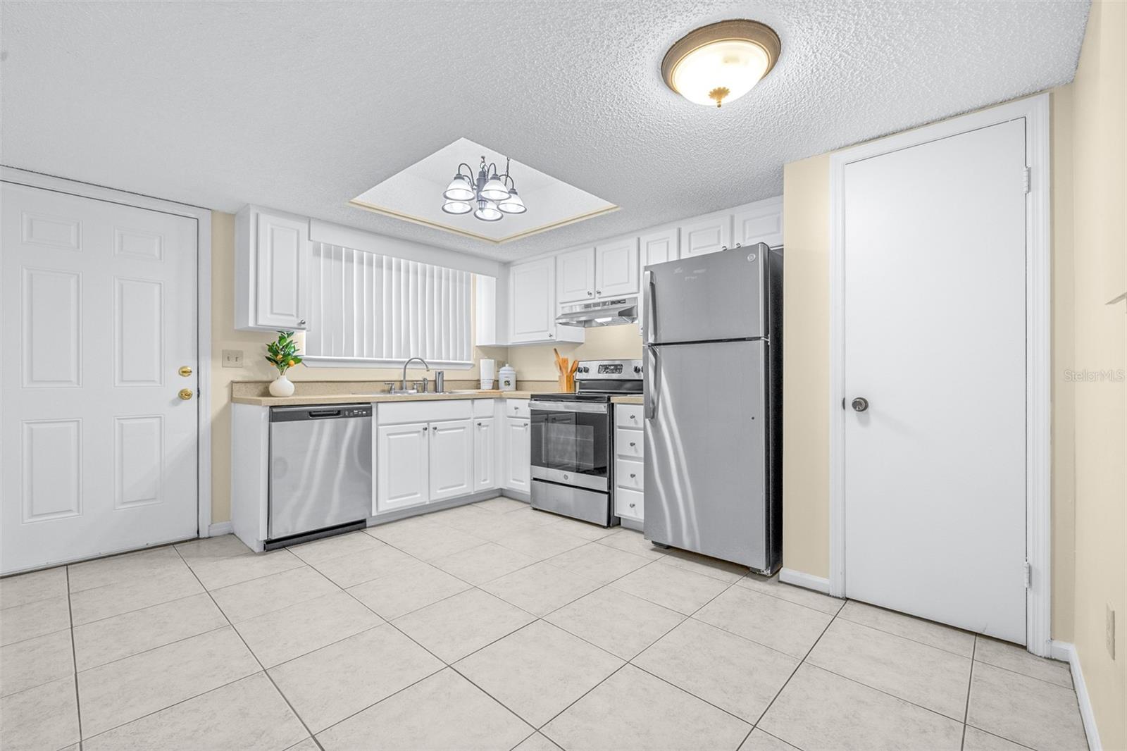 COUNTRY RIDGE ADD - Residential