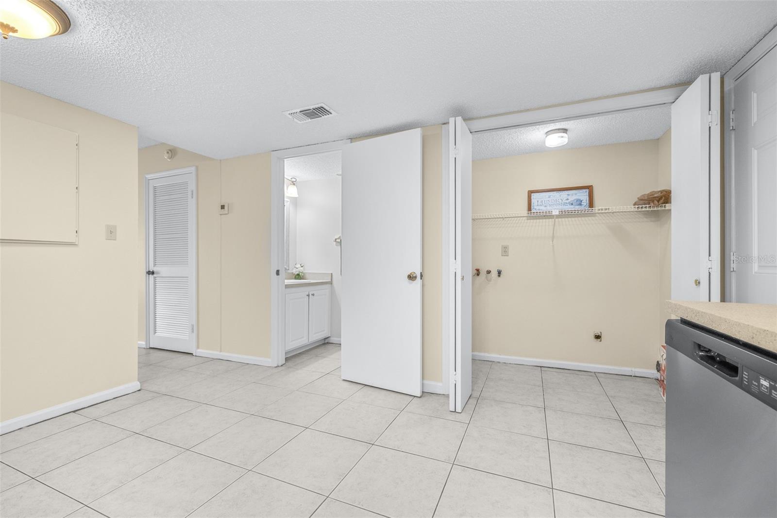 COUNTRY RIDGE ADD - Residential
