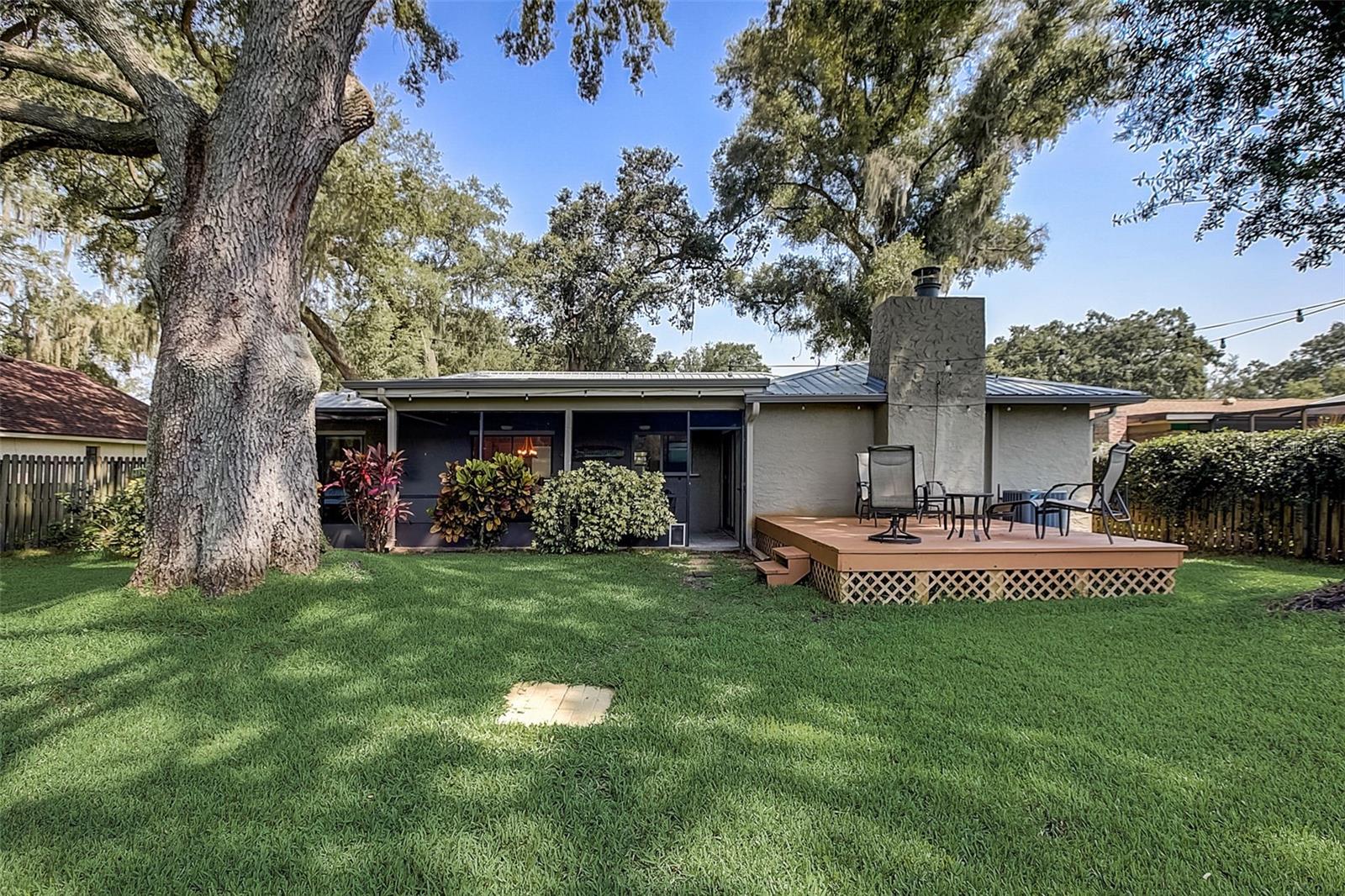 ARLINGTON OAKS SUB - Residential