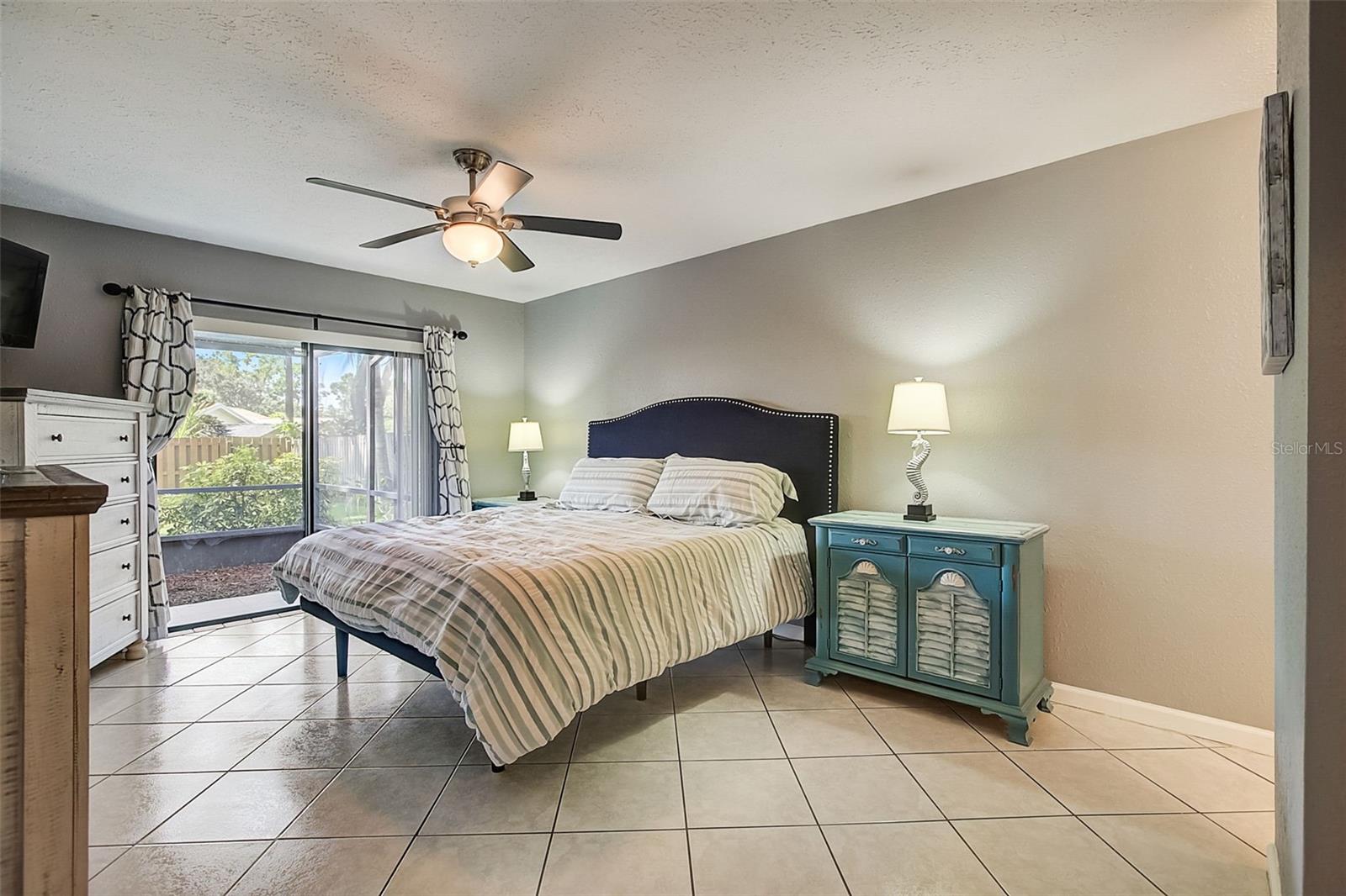 ARLINGTON OAKS SUB - Residential