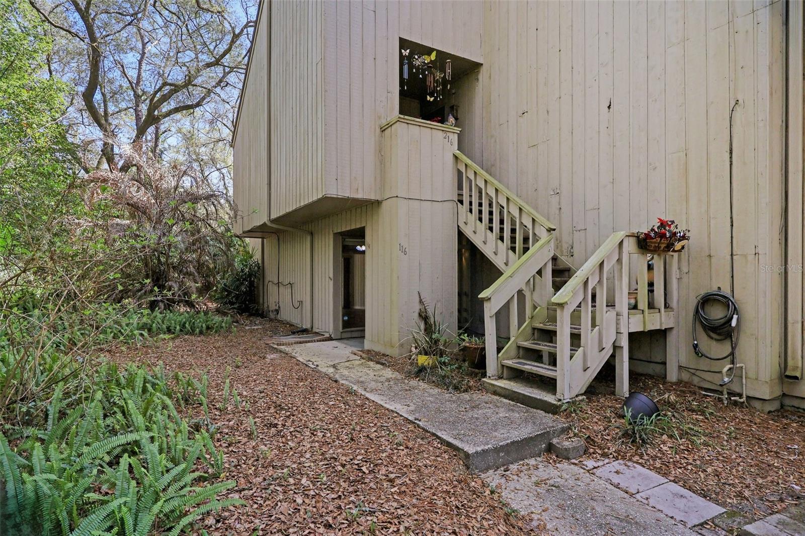 CROWN OAKS - Residential