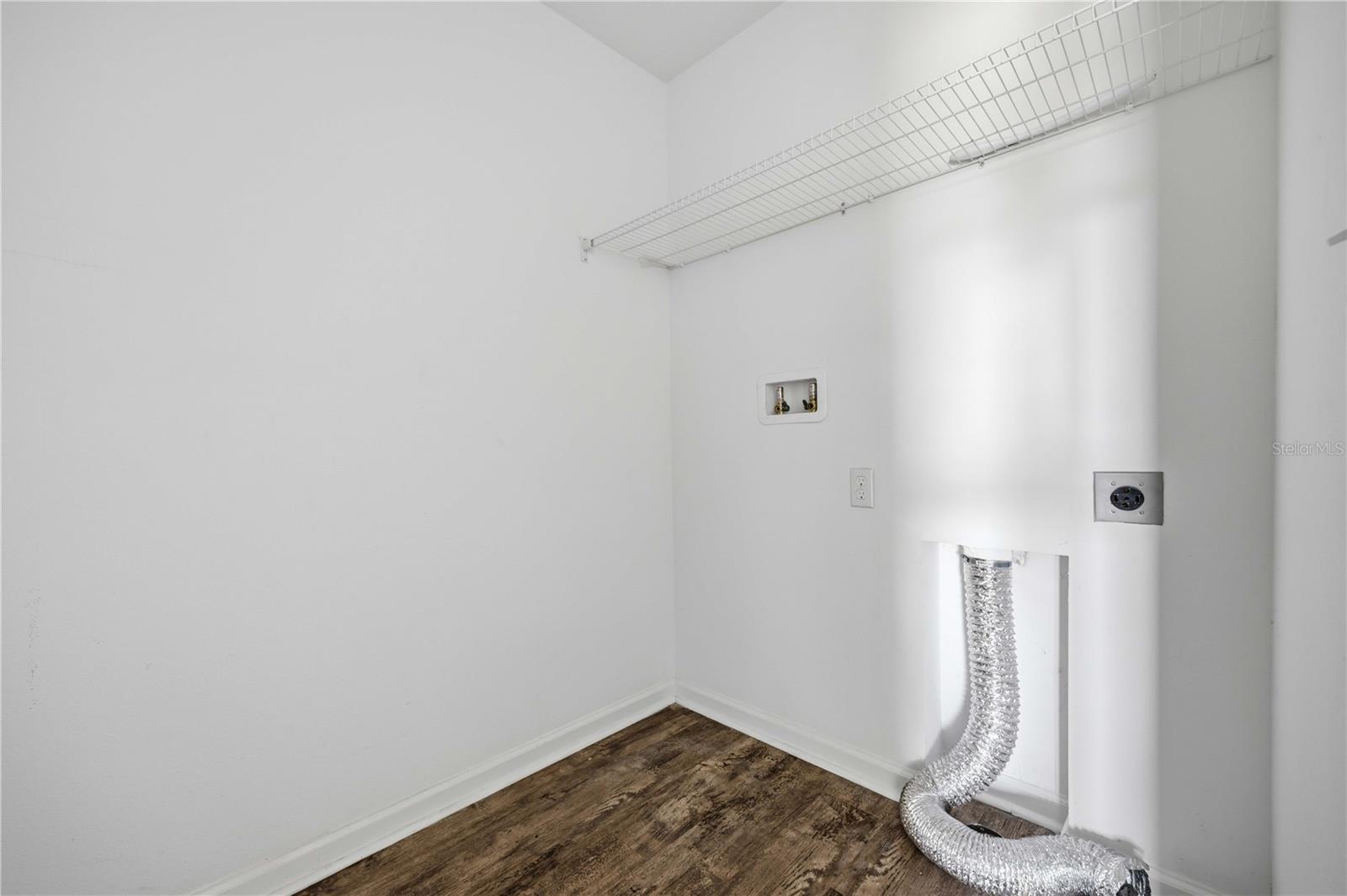 RIVERSTONE PH I - Residential