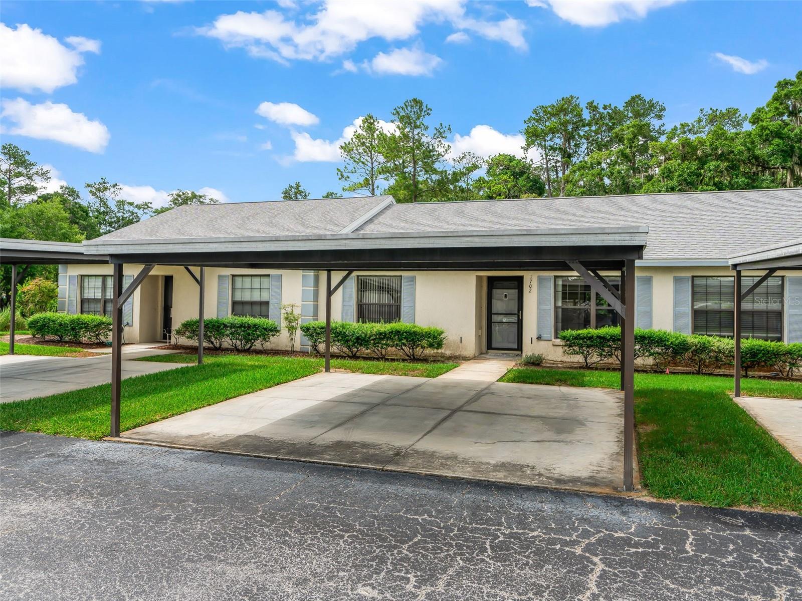CASA PARK VILLAS - Residential