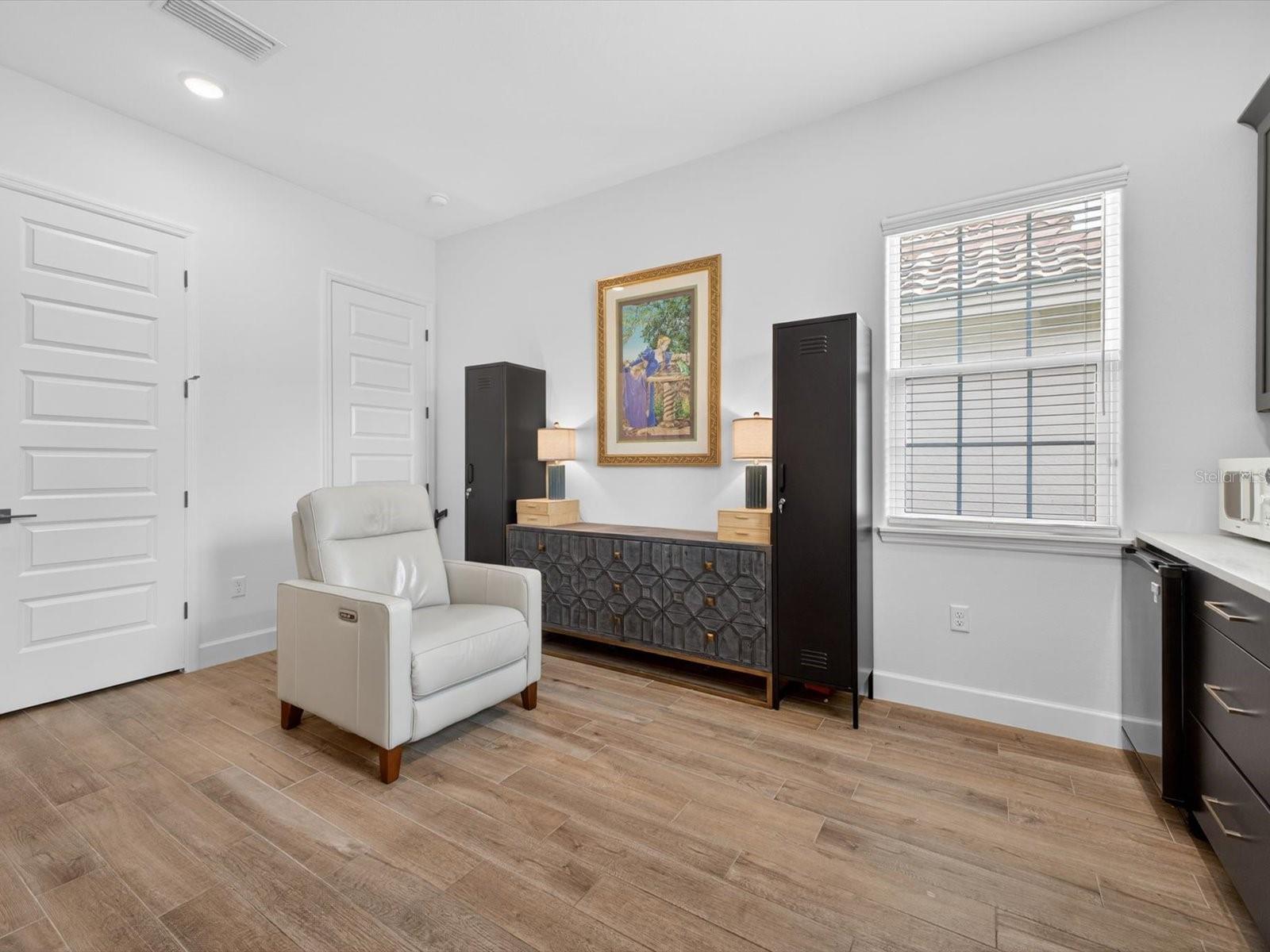 HAMPTON LANDING/PROVIDENCE - Residential