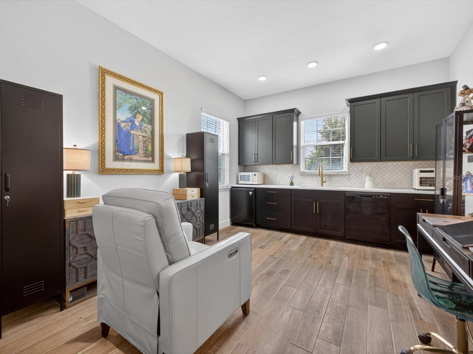 HAMPTON LANDING/PROVIDENCE - Residential