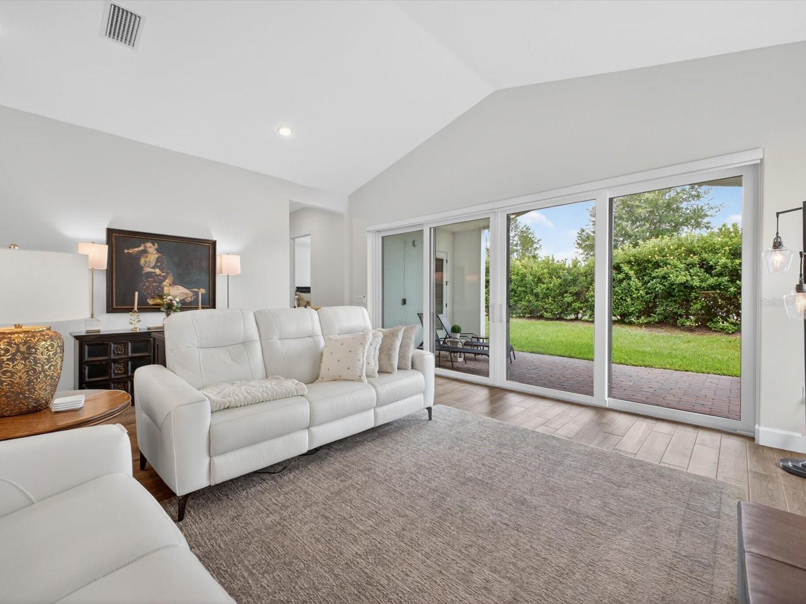 HAMPTON LANDING/PROVIDENCE - Residential
