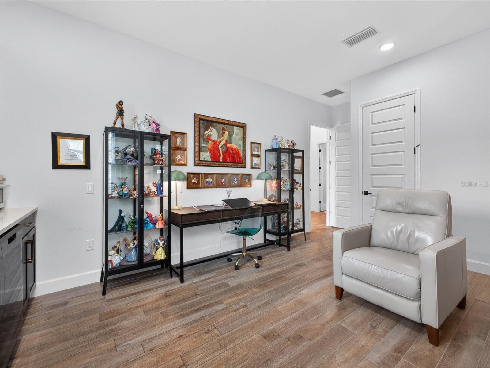 HAMPTON LANDING/PROVIDENCE - Residential
